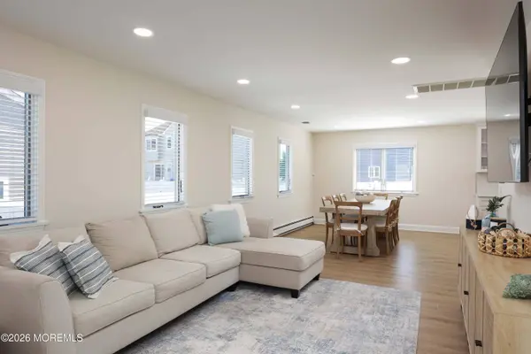 3324 Long Point Drive, Toms River, NJ 08753