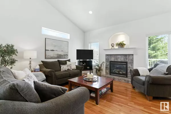 #35 3003 34 AV NW, Edmonton, AB T6T 0A1