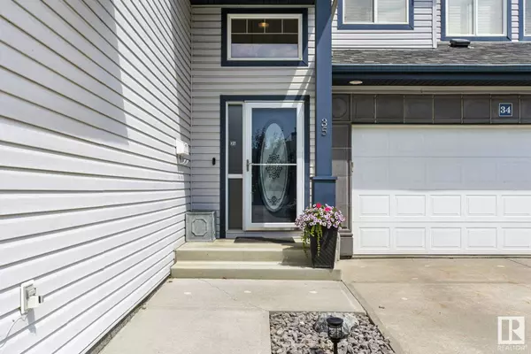 #35 3003 34 AV NW, Edmonton, AB T6T 0A1