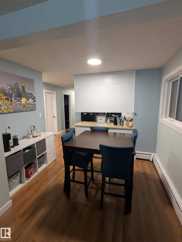 #2 9140 149 ST NW, Edmonton, AB T5R 1C2