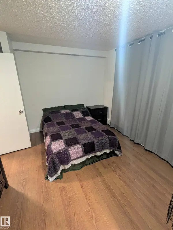 #2 9140 149 ST NW, Edmonton, AB T5R 1C2