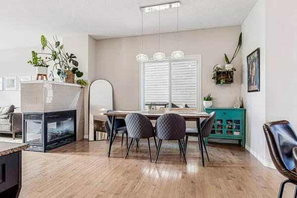 1237 Reunion RD Northwest, Airdrie, AB T4B 0Z7