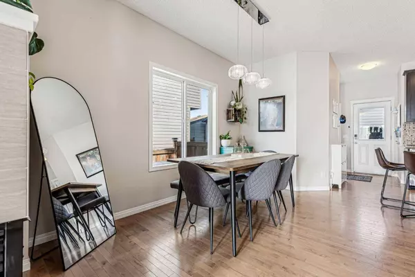 1237 Reunion RD Northwest, Airdrie, AB T4B 0Z7