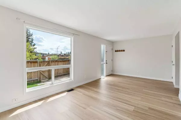 5425 Pensacola CRES SE #59, Calgary, AB T2A 2G7