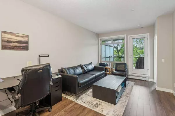 823 5 AVE NW #329, Calgary, AB T2N 0R5