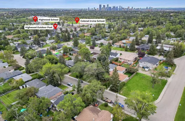 439 Hendon DR NW, Calgary, AB T2K 2A1