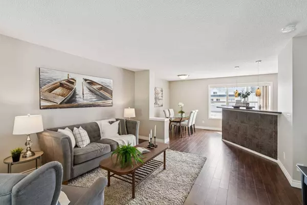 268 Mckenzie Towne Link SE, Calgary, AB T2Z 4E8