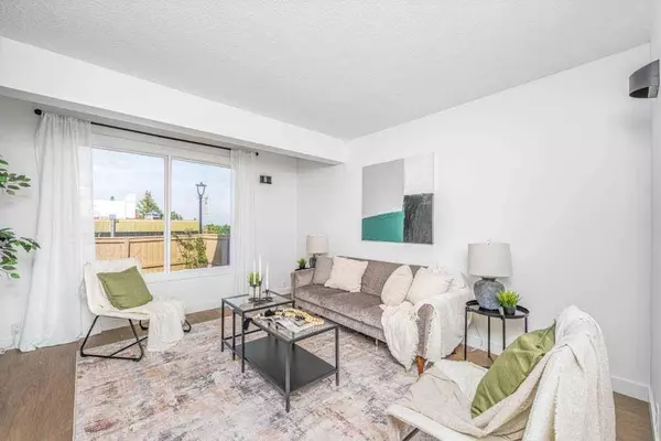 1055 72 AVE NW #20, Calgary, AB T2K 5S4