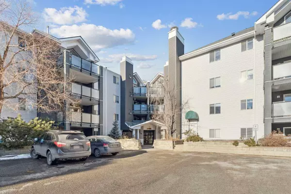 10 Sierra Morena Mews SW #318, Calgary, AB T3H 3K6
