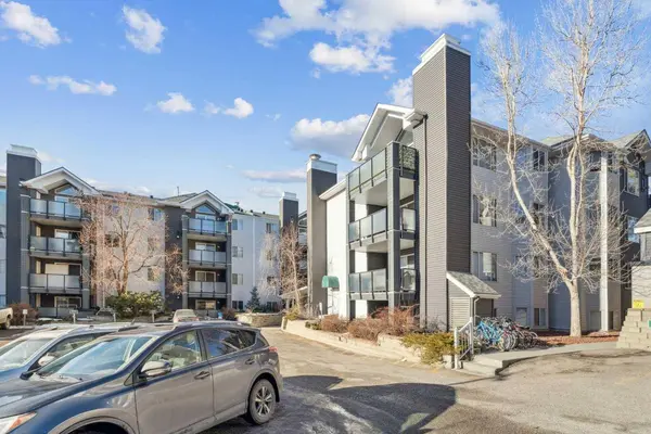 10 Sierra Morena Mews SW #318, Calgary, AB T3H 3K6