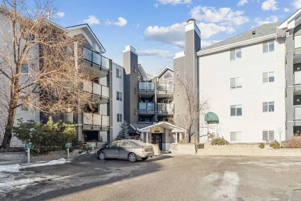 10 Sierra Morena Mews SW #318, Calgary, AB T3H 3K6