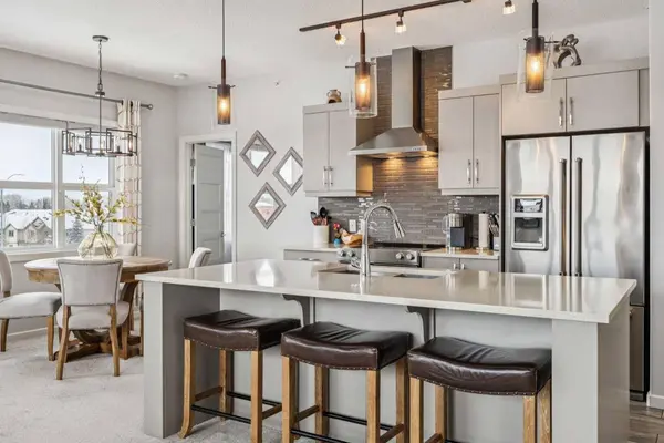 10 Market BLVD SE #1403, Airdrie, AB T4A 0W8