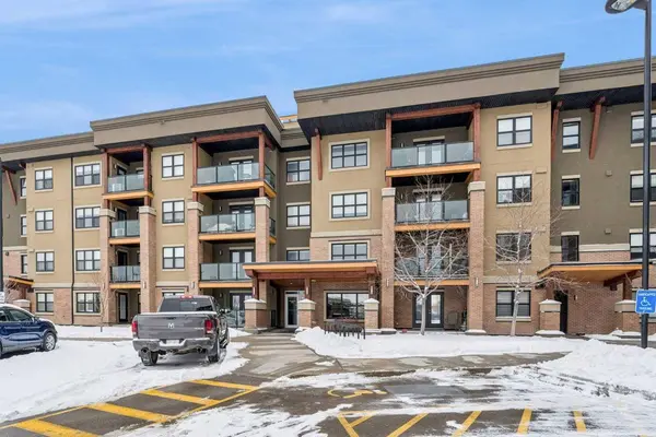 10 Market BLVD SE #1403, Airdrie, AB T4A 0W8