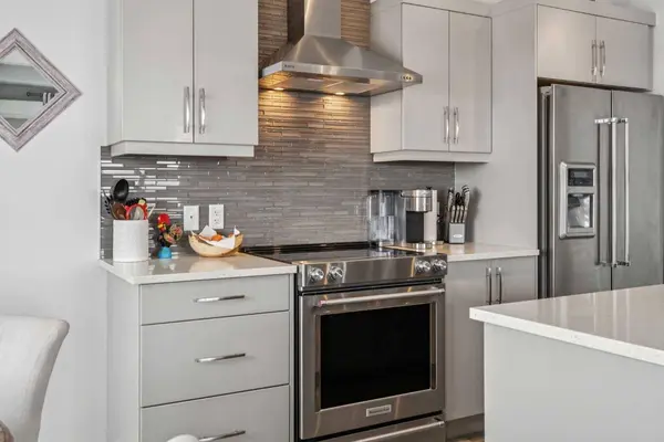 10 Market BLVD SE #1403, Airdrie, AB T4A 0W8