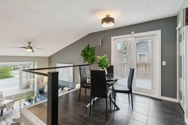16223 6 ST SW, Calgary, AB T2Y 1Z1