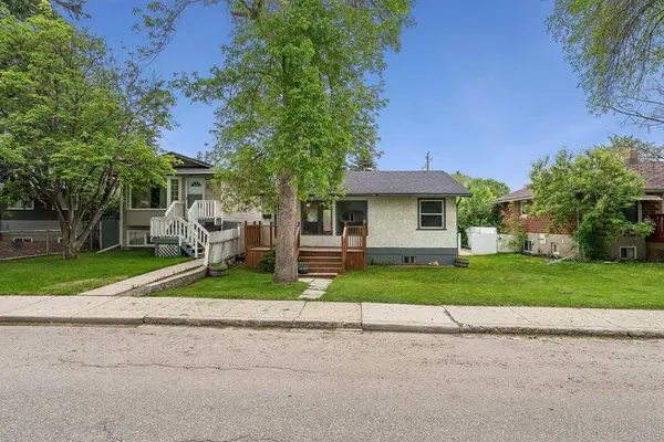 6636 18 ST SE, Calgary, AB T2C 0M6