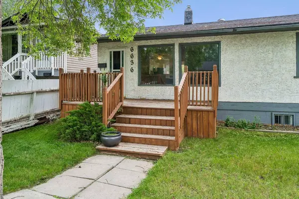6636 18 ST SE, Calgary, AB T2C 0M6