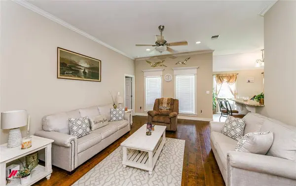 603 Bloomington Lane, Bossier City, LA 71112