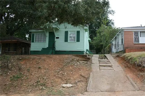 2951 Poland Street