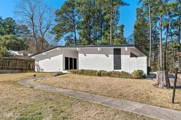 9224 Midvale Drive, Shreveport, LA 71118