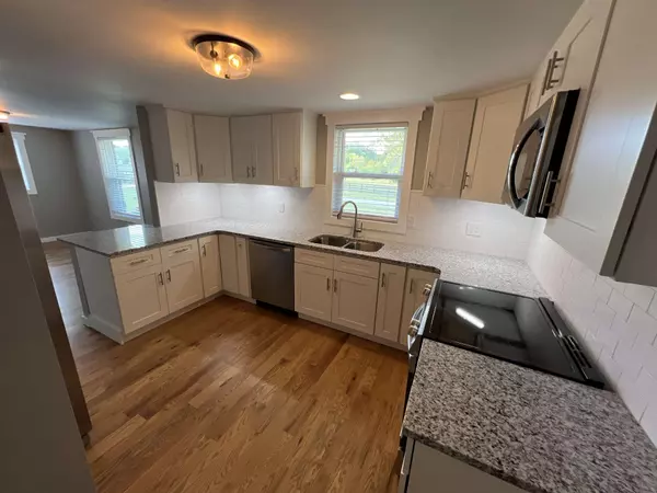 300 Kirk Ln, Gallatin, TN 37066