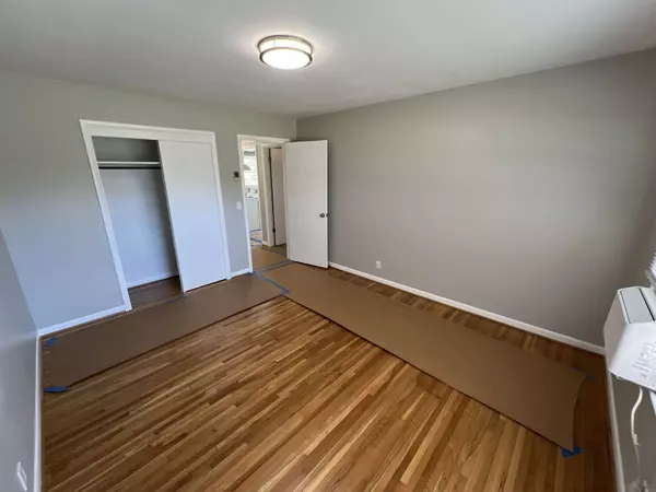 165 Cherokee Rd #A, Hendersonville, TN 37075