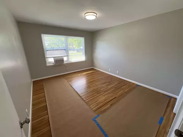 165 Cherokee Rd #A, Hendersonville, TN 37075