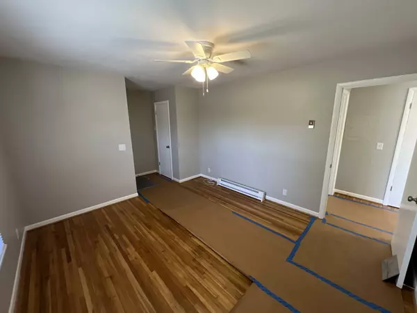 165 Cherokee Rd #A, Hendersonville, TN 37075