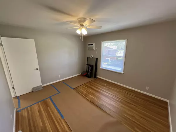 165 Cherokee Rd #A, Hendersonville, TN 37075