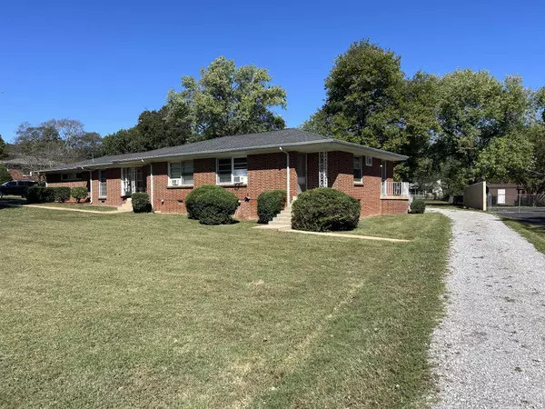 165 Cherokee Rd #A, Hendersonville, TN 37075