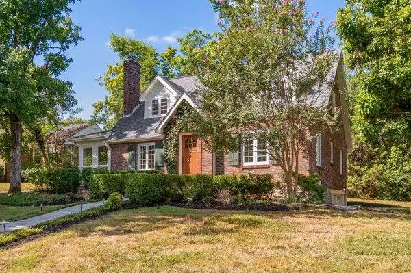 2709 Wortham Ave, Nashville, TN 37215
