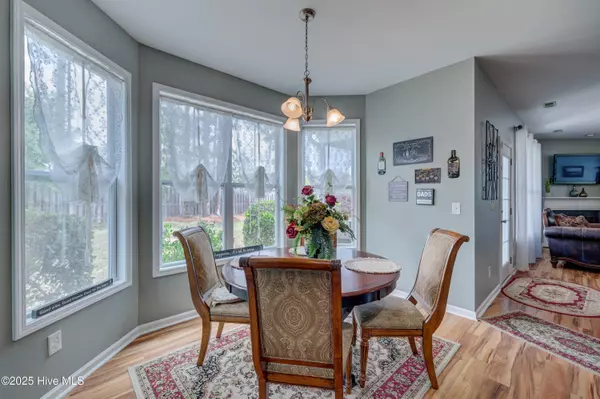 6077 Blue Ray DR, Leland, NC 28451