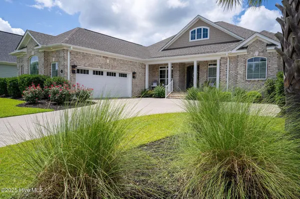8652 Compass Pointe West Wynd NE, Leland, NC 28451