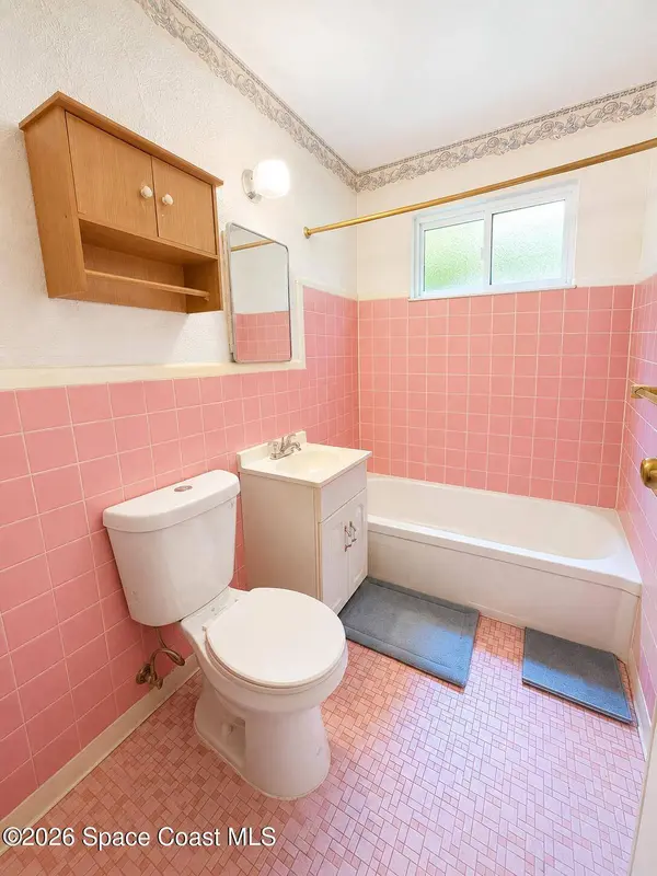 1320 Gary DR, Merritt Island, FL 32952
