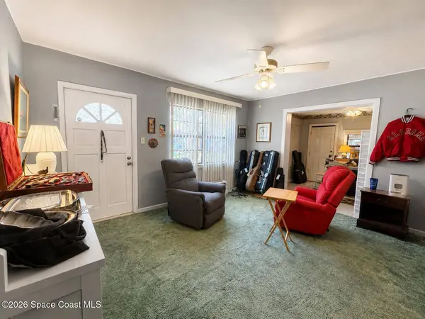 1320 Gary DR, Merritt Island, FL 32952