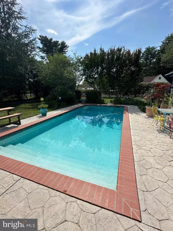 1256 KIRKWOOD-GIBBSBORO R, Voorhees, NJ 08043