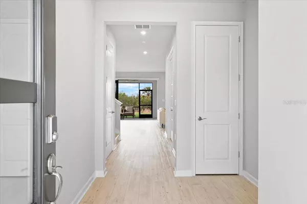 17945 GRAND PROSPERITY DR, Venice, FL 34293