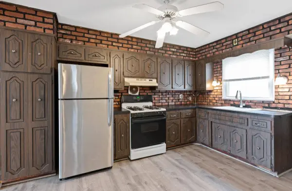 28 PARK PL, Kearny, NJ 07032