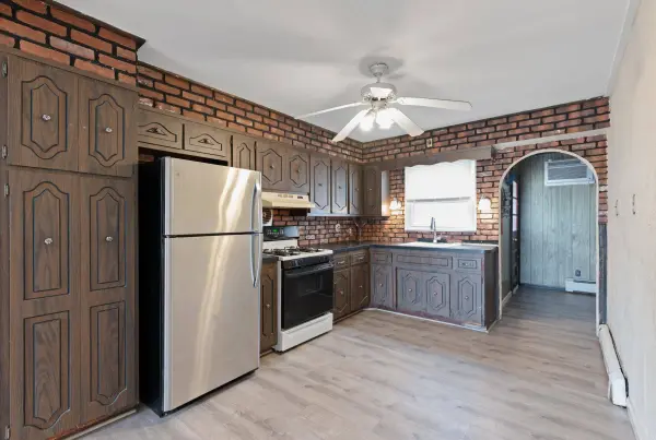 28 PARK PL, Kearny, NJ 07032