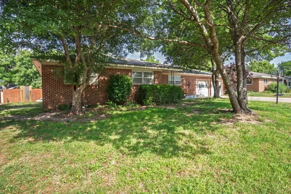 2209 N BEECH LN, Pampa, TX 79065