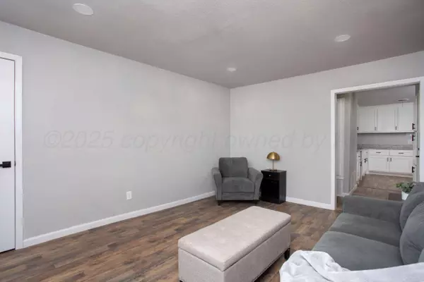 2701 Comanche TRL, Pampa, TX 79065