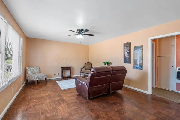 106 Peiffer ST, Borger, TX 79007