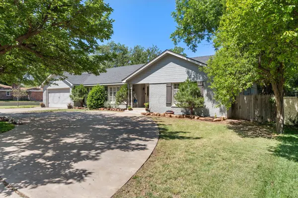 3216 Hawthorne DR, Amarillo, TX 79109