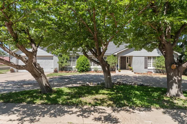 3216 Hawthorne DR, Amarillo, TX 79109