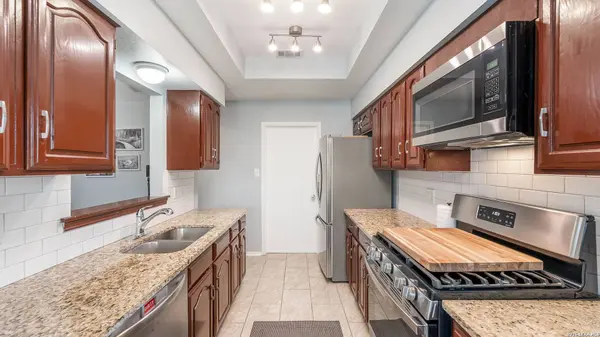 7863 Hawk Trail, San Antonio, TX 78250