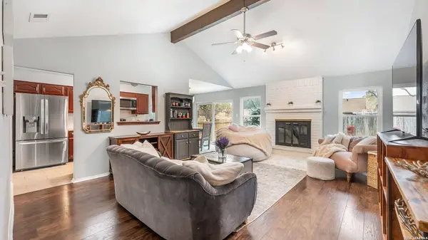7863 Hawk Trail, San Antonio, TX 78250