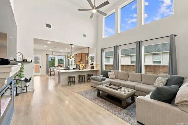 9402 Pioneer Junction, San Antonio, TX 78254