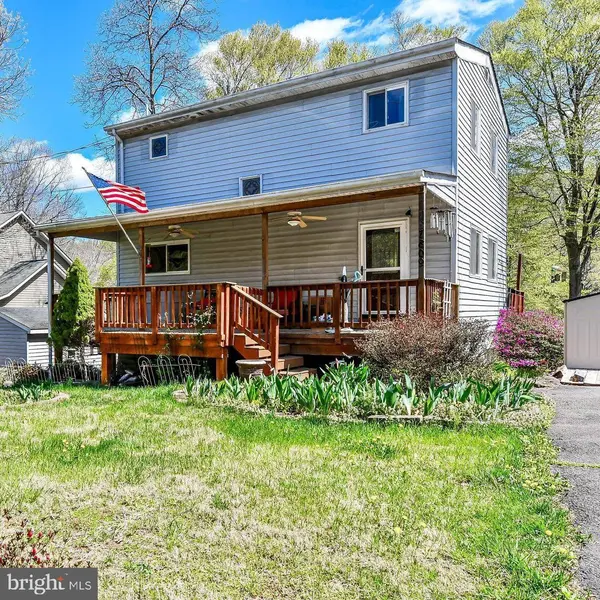 7809 LAKE DR, Manassas, VA 20111