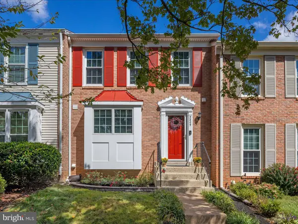 3809 FOXFIELD LN, Fairfax, VA 22033