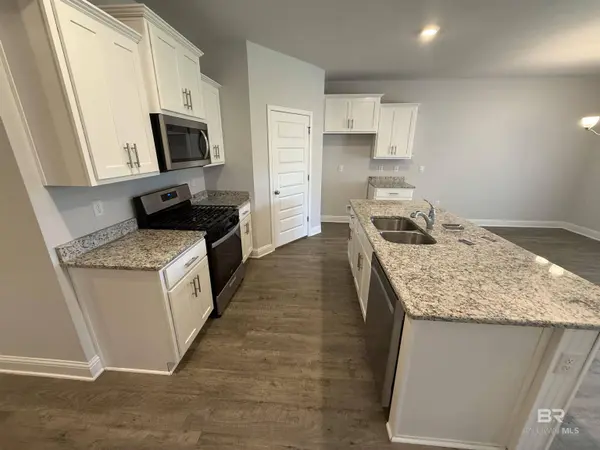23247 Lieutenant Avenue, Foley, AL 36535